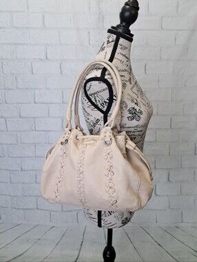 Lg all-leather bag from Pursuits